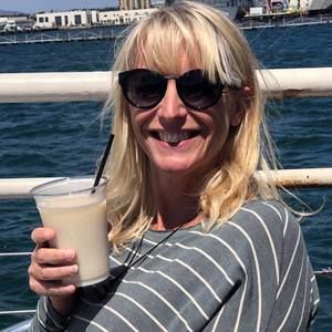 Meet your Posher, Karri